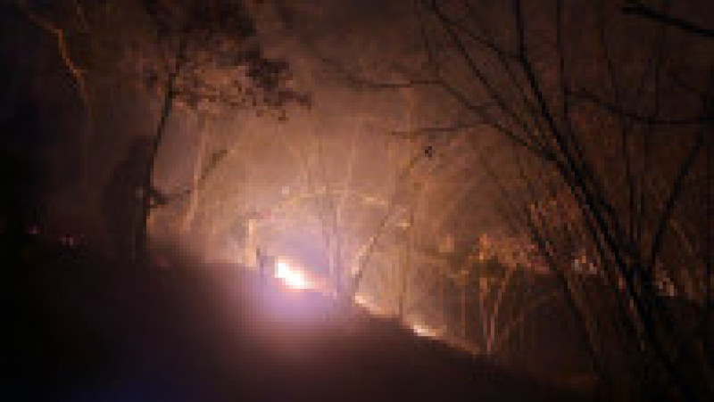 Pompierii intervin pentru stingerea unor incendii puternice de vegetație izbucnite în județele Maramureș și Satu Mare. Foto: Departamentul pentru Situaţii de Urgenţă/ Facebook | Poza 3 din 6