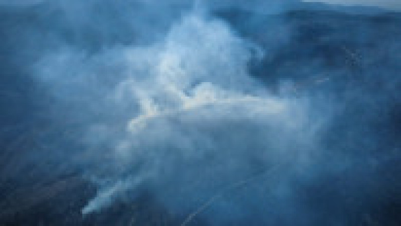 Pompierii intervin pentru stingerea unor incendii puternice de vegetație izbucnite în județele Maramureș și Satu Mare. Foto: Departamentul pentru Situaţii de Urgenţă/ Facebook | Poza 4 din 6