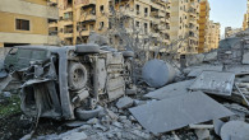 O fotografie arată urmările unui atac aerian israelian care a vizat cartierul Hadath Lailaky din suburbiile sudice ale Beirutului, pe 11 martie 2026. Foto: Profimedia | Poza 4 din 5