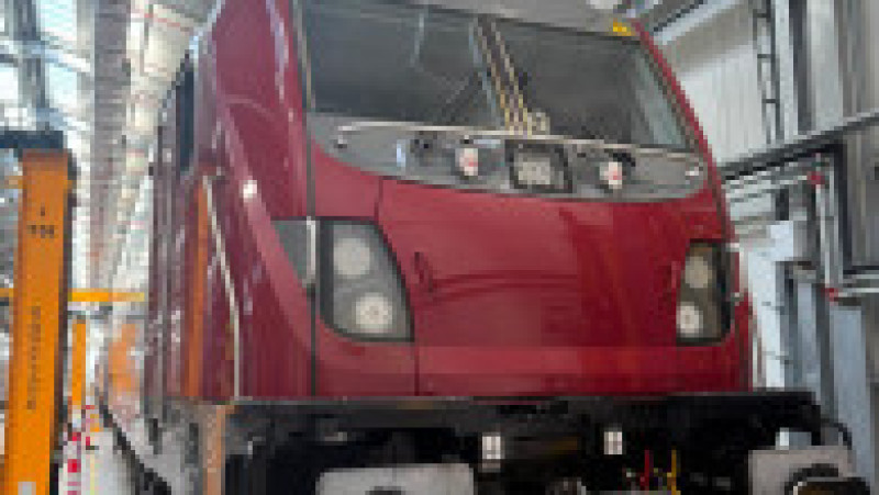 Prima locomotivă Alstom a fost livrată către ARF Foto: Facebook/Autoritatea pentru Reformă Feroviară | Poza 2 din 5