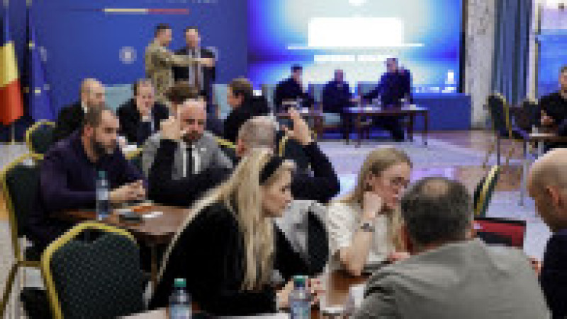 Întâlnire strategică de tip B2B matchmaking între companii din România și Ucraina în industria dronelor. Foto: Guvern | Poza 7 din 9