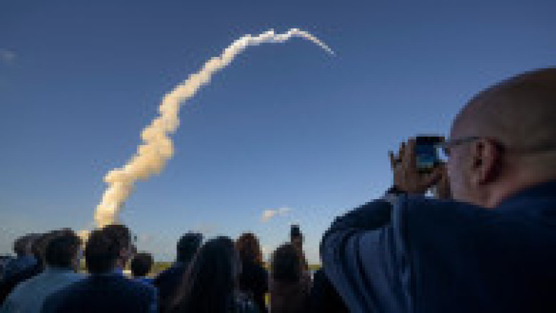 Puternica rachetă lunară a NASA a decolat miercuri seară din Florida, având la bord patru astronauţi care vor survola Luna peste câteva zile. Foto: Profimedia | Poza 12 din 15