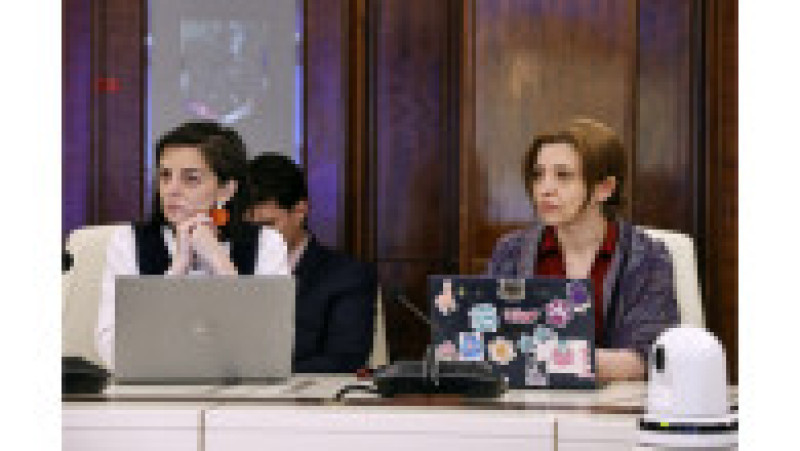 Ministrul interimar al Muncii, Dragoș Pîslaru, la consultări cu sindicatele. Sursa: Guvernul României | Poza 6 din 10