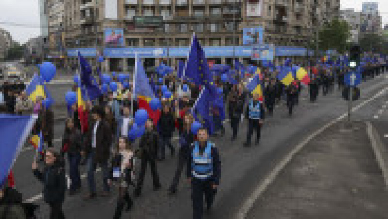  Evenimentul "Un singur drum: EUROPA!", organizat de Asociatia Mediu - Educatie - Activism, eveniment dedicat Zilei Europei, in Bucuresti, Piata Universitatii, sambata, 9 mai 2026. Foto: Inquam Photos / Octav Ganea | Poza 3 din 7