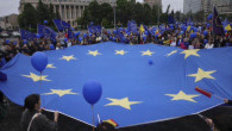  Evenimentul "Un singur drum: EUROPA!", organizat de Asociatia Mediu - Educatie - Activism, eveniment dedicat Zilei Europei, in Bucuresti, Piata Universitatii, sambata, 9 mai 2026. Foto: Inquam Photos / Octav Ganea | Poza 5 din 7