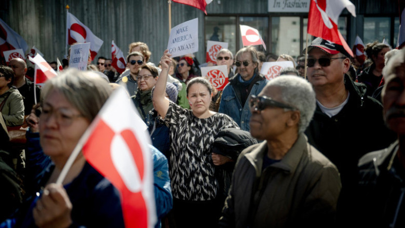 Manifestație împotriva noului consulat american din Nuuk, Groenlanda, joi, 21 mai 2026. Foto: Profimedia