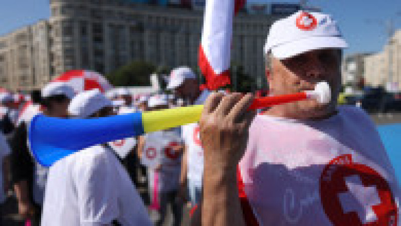 Sindicaliști ai Sanitas protestează în fața guvernului, București 3 iunie 2026. Foto: Inquam Photos / George Călin | Poza 8 din 9