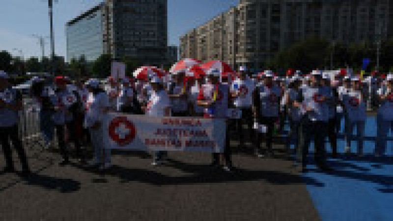 Sindicaliști ai Sanitas protestează în fața guvernului, București 3 iunie 2026. Foto: Inquam Photos / George Călin | Poza 5 din 9