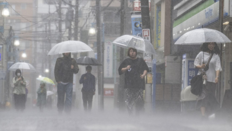 Furtuna Jangmi a făcut prăpăd în Japonia. Sursa: Profimedia