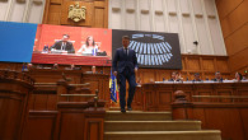 Ședința în plenul reunit al Camerei Deputaților și Senatului în care se dezbate și votează învestirea guvernului condus de Siegfried Mureșan, la Palatul Parlamentului din București, 30 septembrie 2026. Inquam Photos / George Călin | Poza 9 din 11