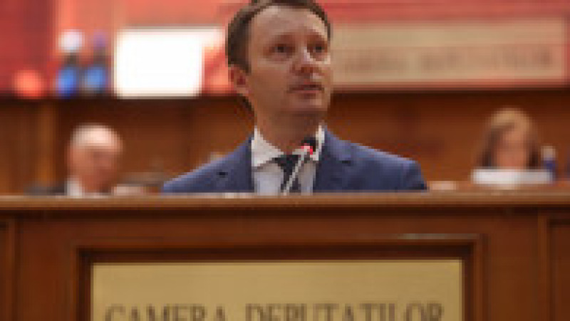 Ședința în plenul reunit al Camerei Deputaților și Senatului în care se dezbate și votează învestirea guvernului condus de Siegfried Mureșan, la Palatul Parlamentului din București, 30 septembrie 2026. Inquam Photos / George Călin | Poza 8 din 11