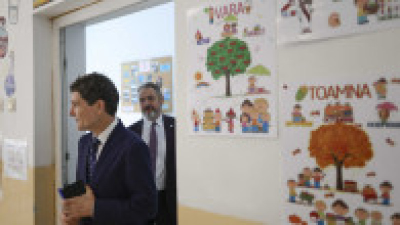 Nicușor Dan, la deschiderea de an scolar la Scoala Gimnaziala nr 1 din Curcani, Călărași. Foto: Inquam Photos / Octav Ganea | Poza 4 din 9