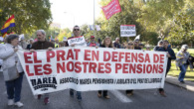 Pensionari și susținători ai acestora participă la un marș pentru apărarea drepturilor la pensie, la Madrid, Spania, sâmbătă, 24 octombrie 2026. Foto: Profimedia Images | Poza 5 din 9