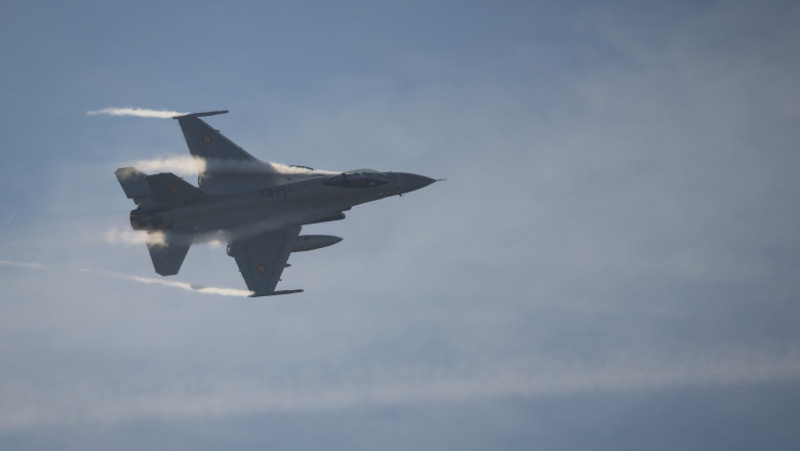 Ceremonia organizată la Baza 86 Aeriană „Locotenent Gheorghe Mociorniţă” cu prilejul Zilei Armatei Române, în comuna Borcea, județul Călărași, 25 octombrie 2026. Foto: Inquam Photos / George Călin