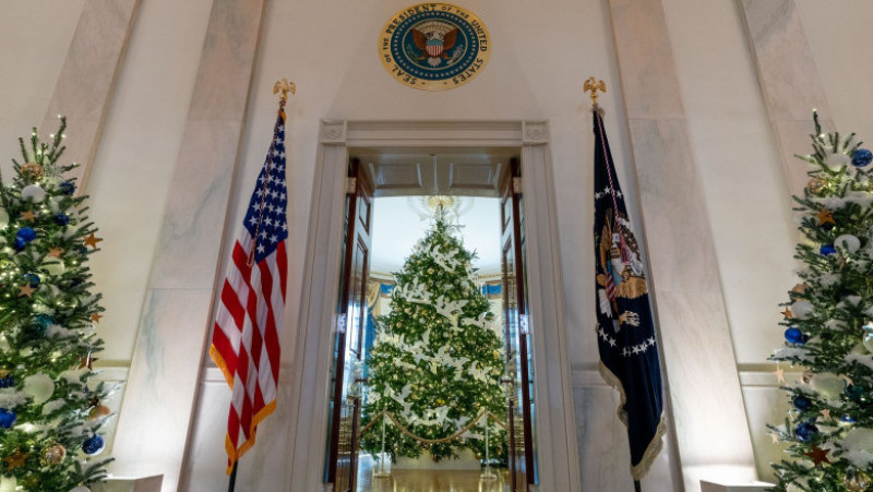 Casa Albă a fost împodobită pentru perioada sărbătorilor de iarnă. FOTO: Profimedia Images
