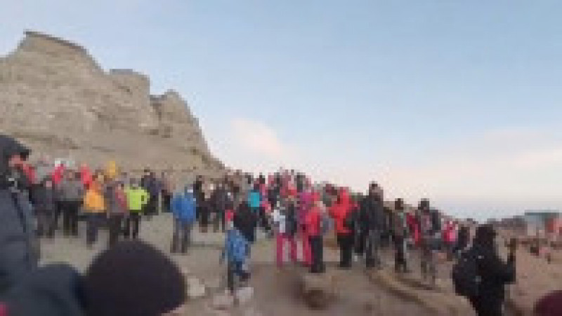 Mii de turiști s-au înghesuit la Sfinx, să vadă dacă apare piramida energetică. FOTO: capură Digi24 | Poza 3 din 4