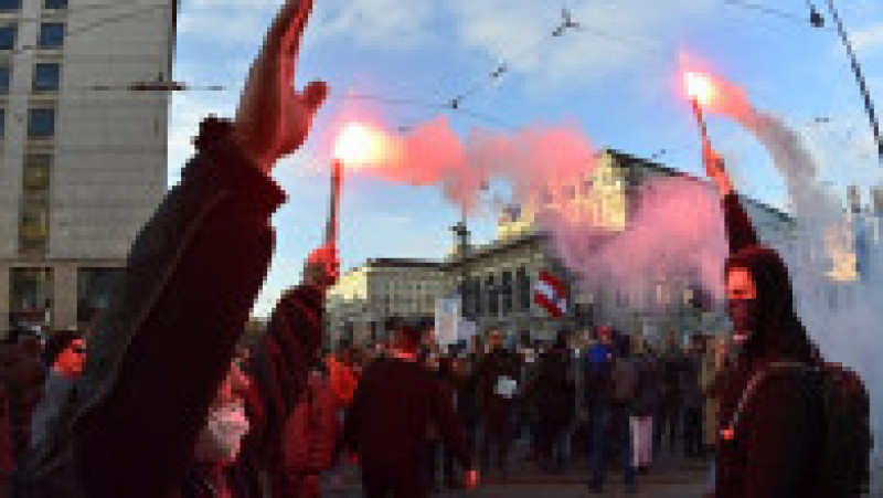 Noile restricții din Austria, motiv de protest pentru extremiștii de dreapta Foto: Profimedia Images | Poza 3 din 13