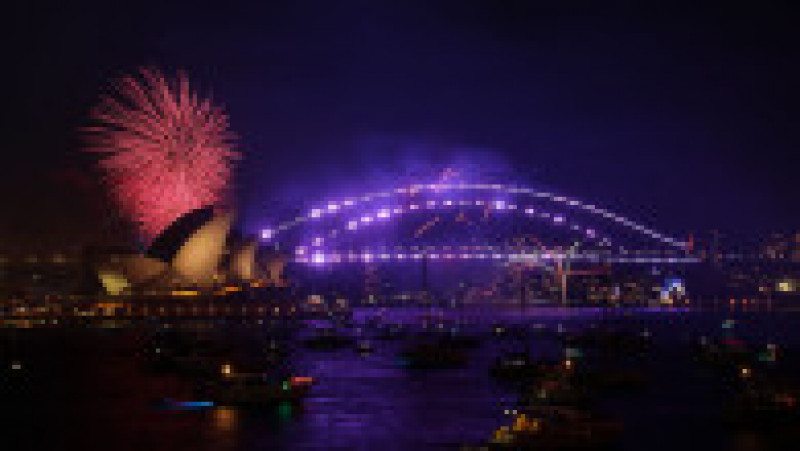 Foc de artificii la Sydney cu ocazia trecerii în Anul Nou 2022. Foto: Profimedia Images | Poza 6 din 17