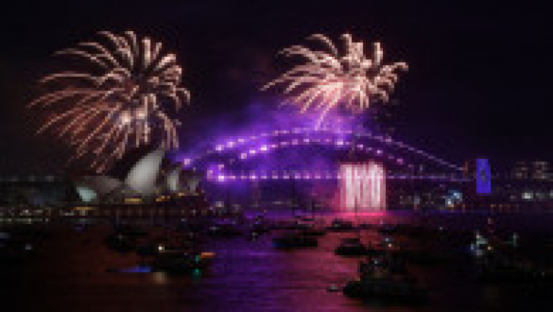 Foc de artificii la Sydney cu ocazia trecerii în Anul Nou 2022. Foto: Profimedia Images | Poza 10 din 17