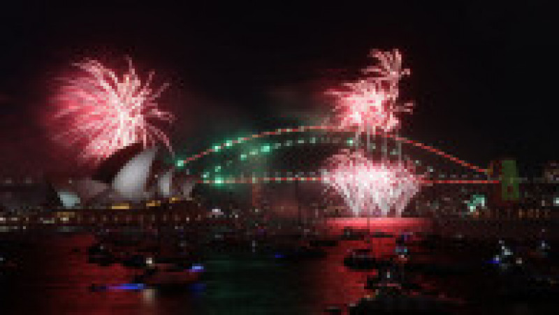 Foc de artificii la Sydney cu ocazia trecerii în Anul Nou 2022. Foto: Profimedia Images | Poza 9 din 17