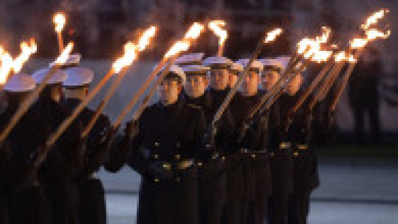 Ceremonie militară de rămas bun în onoarea Angelei Merkel, cancelarul care a condus Germania timp de 16 ani Foto: Profimedia Images | Poza 17 din 18