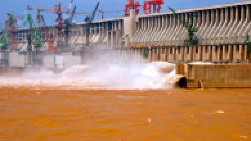 Barajul celor Trei Defileuri în construcție. Sursa foto: Profimedia | Poza 3 din 21