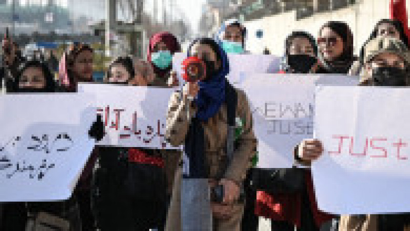  Zeci de femei au manifestat pentru respectarea drepturilor lor de către talibani. Foto: Profimedia Images | Poza 3 din 6