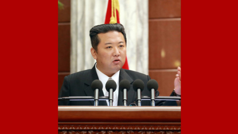 Kim Jong-un la reuniunea partidului de guvernământ din decembrie 2021 FOTO: KCNA