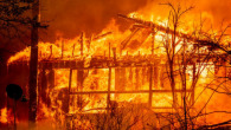 Incendiul Dixie Fire din California. Sursa foto: Profimedia Images | Poza 21 din 38