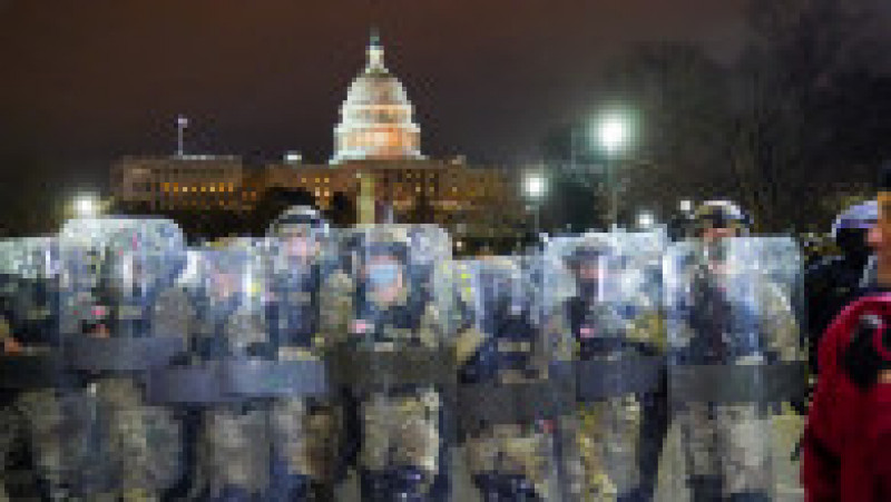 Garda Națională mobilizată pentru a-i opri pe manifestanți. Foto: Profimedia Images | Poza 20 din 49