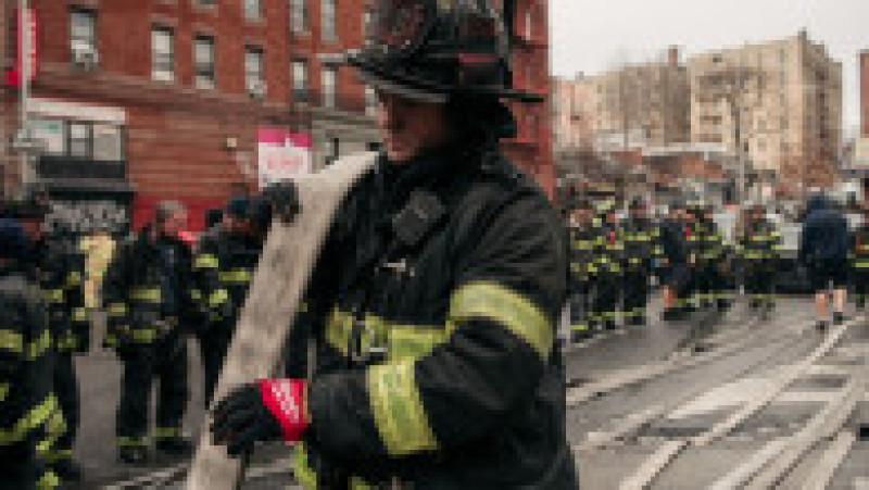 Pompierii au intevenit la un incendiu de amploare în New York, soldat cu 19 morți. Foto: Profimedia | Poza 2 din 6