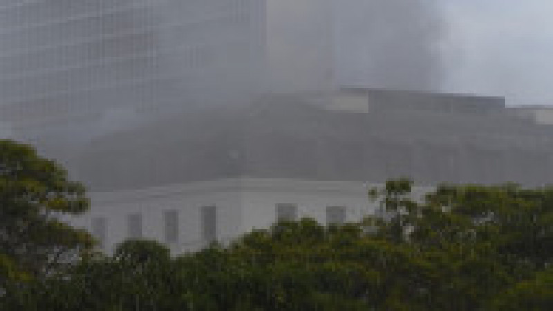 Incendiu în clădirea Parlamentului din Cape Town. Foto: Profimedia Images | Poza 3 din 7