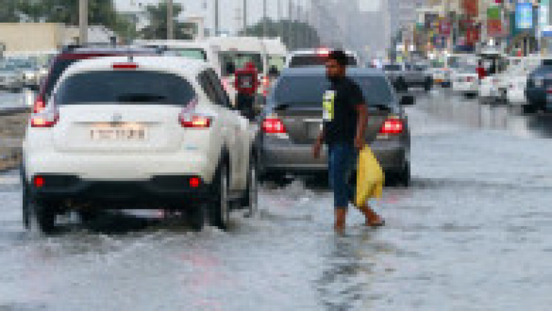 Inundații în Emiratele Arabe Unite Foto: Profimedia Images | Poza 5 din 7