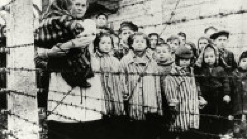 Complexul de lagăre Auschwitz-Birkenau din Polonia, locul unde liderii Germaniei naziste au dispus uciderea a peste 1,1 milioane de oameni în timpul celui de-Al Doilea Război Mondial, majoritatea evrei. Sursa foto: Profimedia Images | Poza 20 din 28
