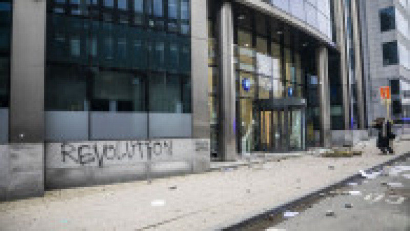 Sediul Serviciului European de Acțiune Externă a fost vandalizat Foto: Profimedia Images | Poza 9 din 27