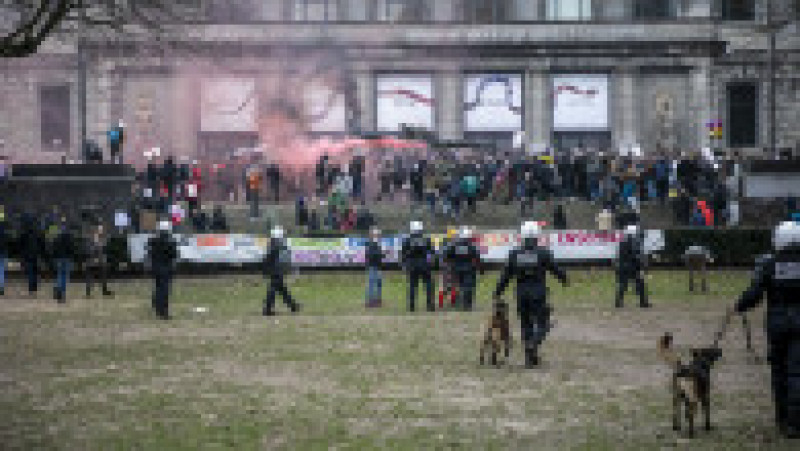 Proteste violente anti-restricții la Bruxelles Foto: Profimedia Images | Poza 27 din 27