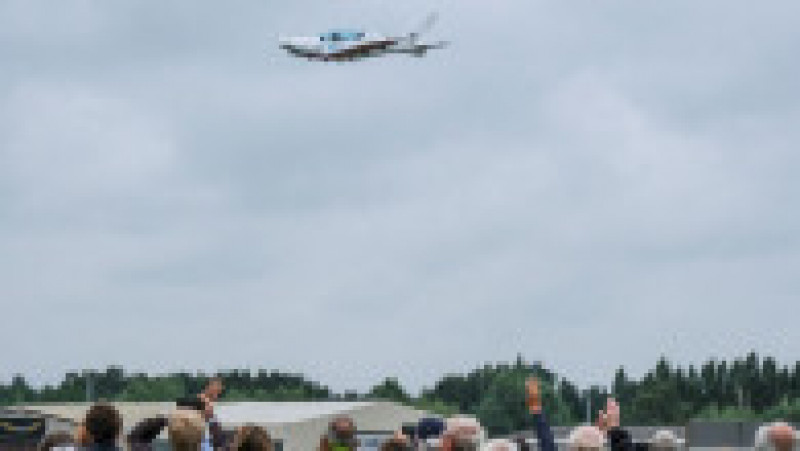 Avionul cu care a zburat Zara Rutherford este un Shark Aero cu două locuri – unul dintre cele mai rapide aeronave ușoare din lume, care poate ajunge la viteze de 300 de kilometri pe oră. Foto: Profimedia Images | Poza 7 din 16