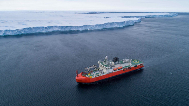 Un canion care ajunge până la câţiva kilometri adâncime a fost descoperit sub un gheţar din Antarctica. FOTO: www.antarctica.gov.au 