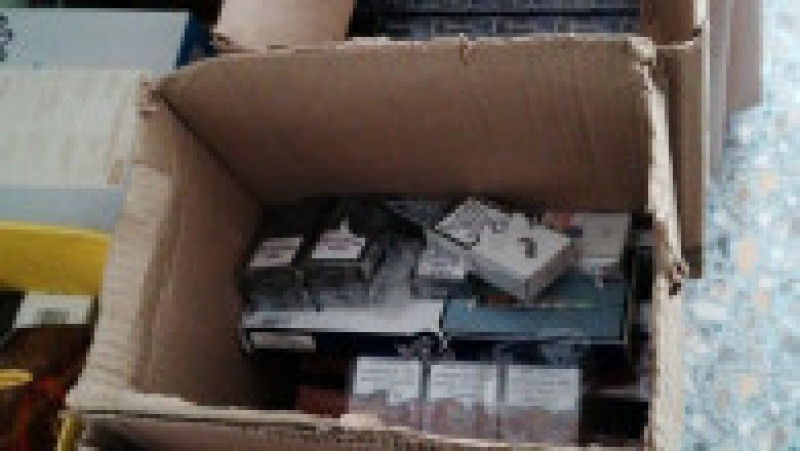 Procurii DIICOT au confiscat mii de pachete de țigări de contrabandă. Foto: DIICOT | Poza 2 din 5