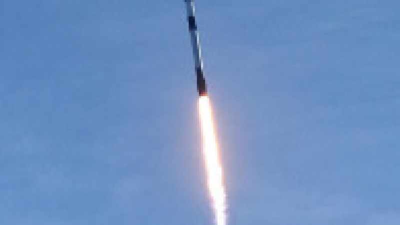 SpaceX a amplasat cu succes pe orbită un nou lot de sateliţi din constelaţia Starlink. Foto: Profimedia Images | Poza 3 din 9