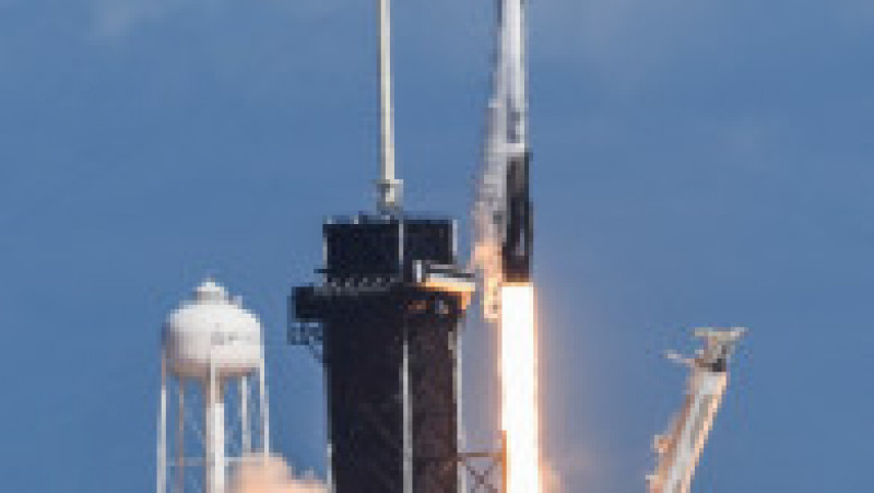 SpaceX a amplasat cu succes pe orbită un nou lot de sateliţi din constelaţia Starlink. Foto: Profimedia Images | Poza 9 din 9