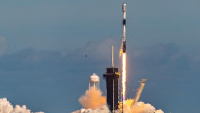 SpaceX a amplasat cu succes pe orbită un nou lot de sateliţi din constelaţia Starlink. Foto: Profimedia Images | Poza 2 din 9