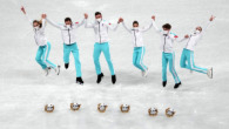 Echipa Comitetului Olimpic Rus a luat aurul olimpic la patinaj artistic la JO de iarnă de la Beijing Foto: Profimedia Images | Poza 26 din 26