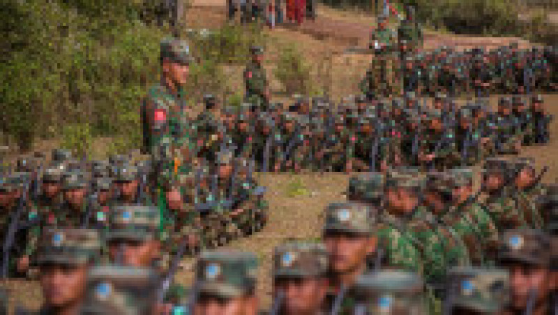Soldați din Armata Taaung de Liberare Națională a grupului etnic armat Palaung. Foto: Profimedia Images | Poza 21 din 22