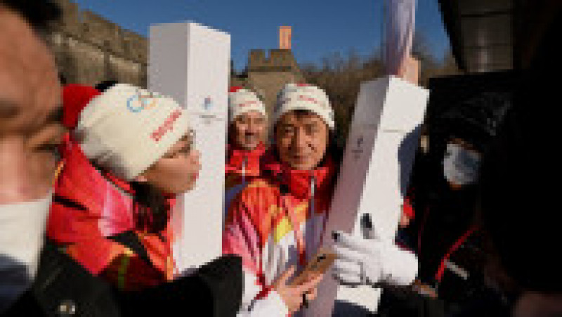 Jackie Chan a dus flacăra olimpică a JO 2022 pe Marele Zid Chinezesc. Foto: Profimedia | Poza 3 din 7