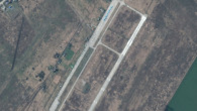 Imagine din satelit cu avioane de luptă SU-34 desfășurate la baza aeriană Primorsko Ahtarsk din Krasnodar, Rusia - 13.02.2022. Foto: Profimedia Images | Poza 3 din 22