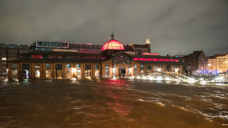 Inundație puternică în Hamburg fix în ziua în care acum 60 de ani o furtună a ucis 315 oameni. FOTO: Profimedia Images