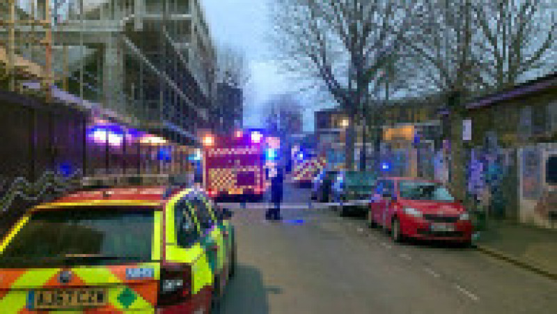 Podeaua unui pub din estul Londrei s-a prăbușit cu tot cu clienți. FOTO: Profimedia Images | Poza 3 din 5