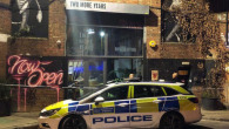 Podeaua unui pub din estul Londrei s-a prăbușit cu tot cu clienți. FOTO: Profimedia Images | Poza 4 din 5