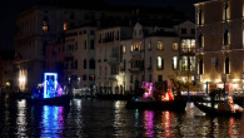O paradă pe apă a deschis aseară carnavalul de la Veneția. FOTO: Profimedia Images | Poza 6 din 6